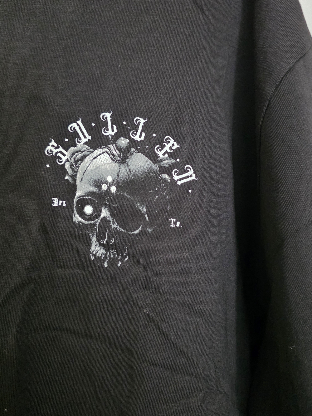 Sullen Art Collective Sulleween Skull Tee Men’s XL NWT